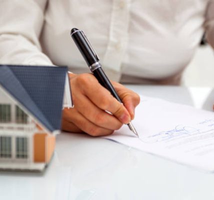 The Benefits of Working with a Full-Service Real Estate Agency