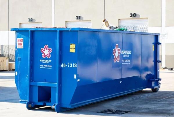 Comparing Dumpster Rental Companies in Austin