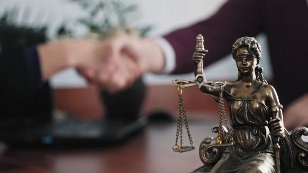 Understanding the Role of a Criminal Defense Attorney in Cincinnati