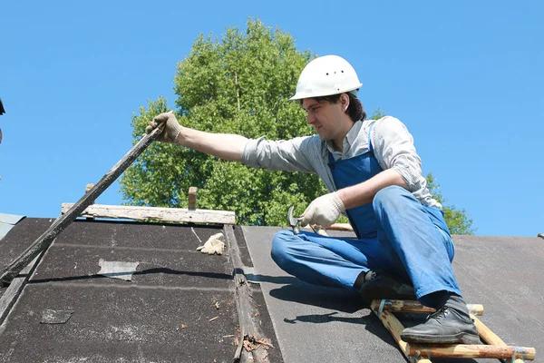 Preparing Your Zephyrhills Home for a Roof Replacement